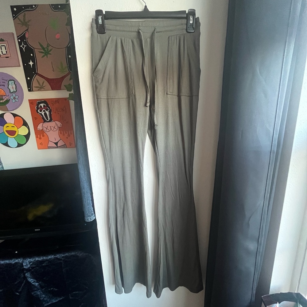 Flare pants bundle